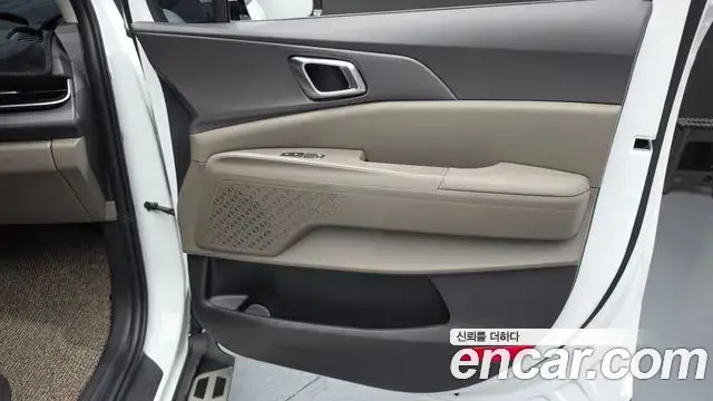Kia Carnival 2025 — ფოტო 22/34