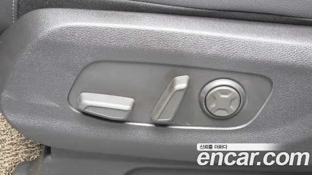Kia Carnival 2025 — ფოტო 10/34