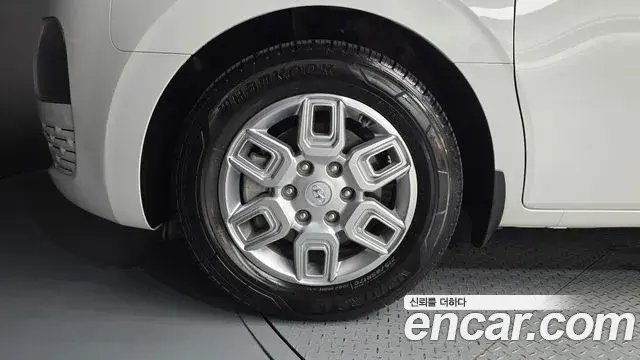 Hyundai Staria 2022 — Фото 5/20