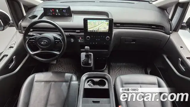 Hyundai Staria 2022 — Фото 7/20