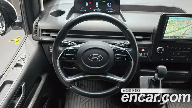 Hyundai Staria 2022 — Фото 13/20