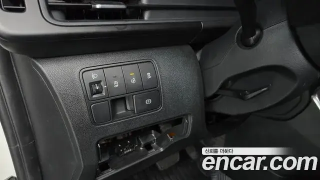 Hyundai Staria 2022 — Фото 15/20