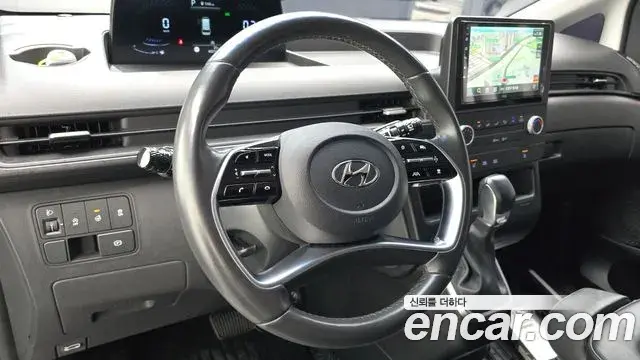 Hyundai Staria 2021 — Фото 13/20