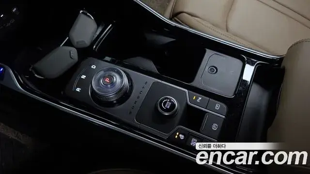 Kia Sorento 2025 — ფოტო 17/20