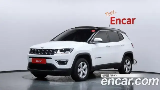 Jeep Compass 2019 — Фото 1/20