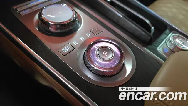 Genesis GV80 2023 — Photo 7/20