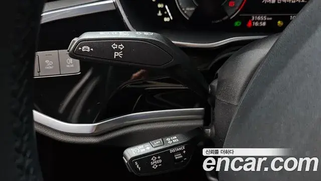 Audi Q3 2022 — Фото 17/20
