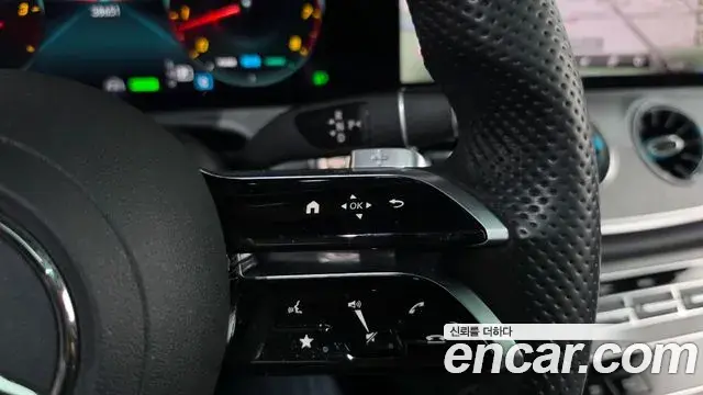 Mercedes-Benz E-Class 2020 — Фото 16/20