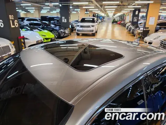 Lexus ES300h 2025 — Şəkil 12/18