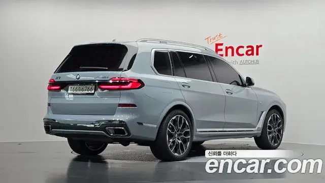BMW X7 2025 — Фото 2/20