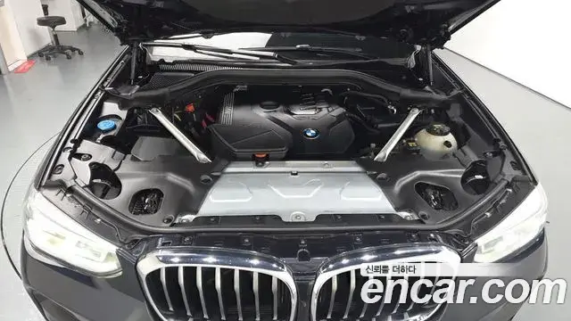 BMW X4 2021 — Фото 6/20