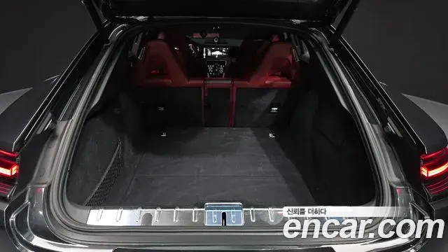 Porsche Panamera 2018 — ფოტო 20/20