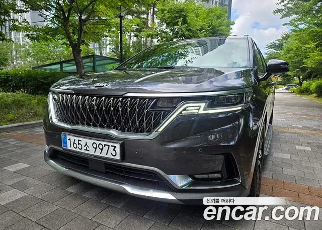 Kia Carnival 2020 — Фото 2/20