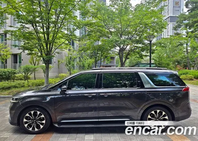 Kia Carnival 2020 — Фото 3/20