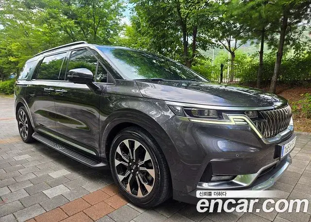 Kia Carnival 2020 — Фото 8/20