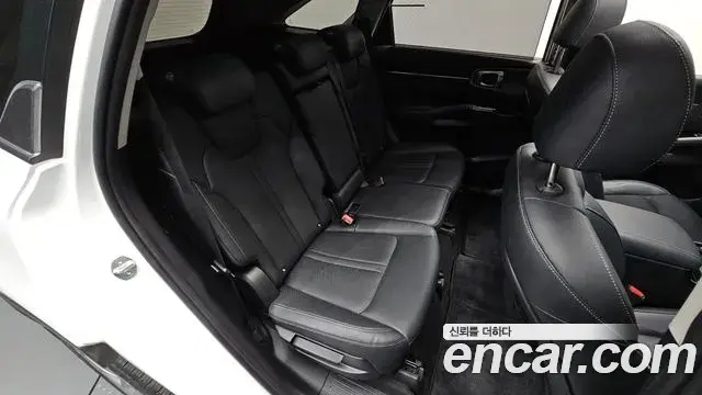 Kia Sorento 2020 — Фото 11/20