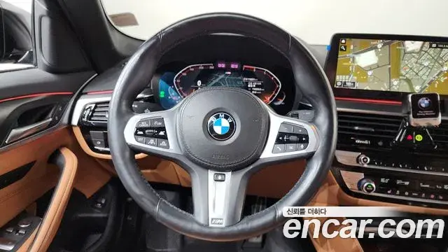 BMW 5 Series 2021 — Фото 13/20