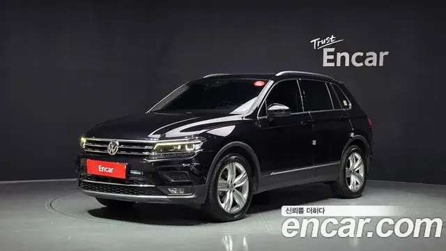 Volkswagen Tiguan 2020 — ფოტო 33/35