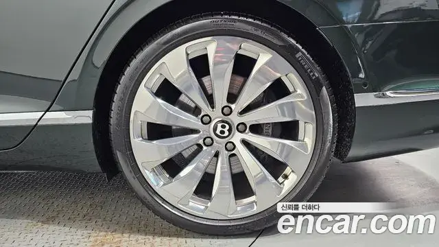 Bentley Flying Spur 2021 — ფოტო 5/35