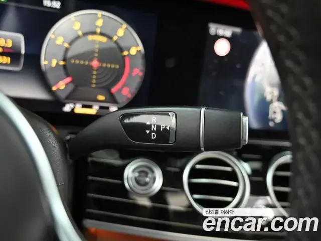 Mercedes-Benz E-Class 2019 — Фото 9/20