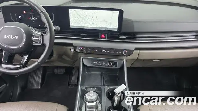 Kia Carnival 2024 — Photo 14/20