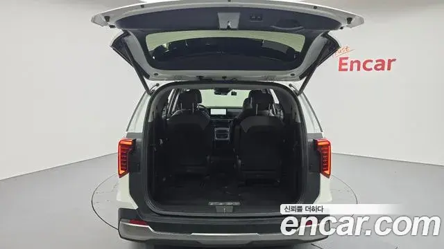 Kia Carnival 2024 — Photo 20/20