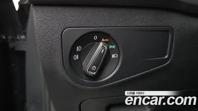 Volkswagen Tiguan 2020 — Photo 1/32