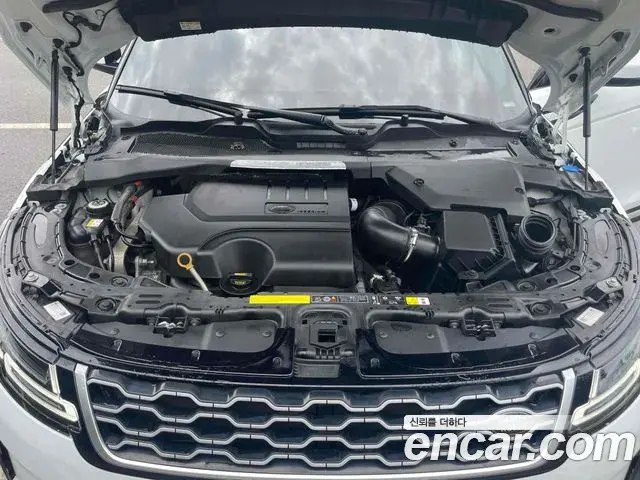 Land Rover Range Rover Evoque 2020 — Photo 6/20