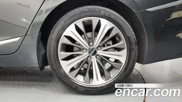 Kia K8 2023 — Photo 33/33