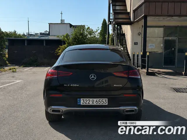 Mercedes-Benz GLE-Class 2021 — Photo 4/12