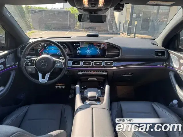 Mercedes-Benz GLE-Class 2021 — Photo 6/12