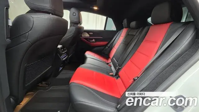 Mercedes-Benz GLE-Class 2025 — Фото 12/20