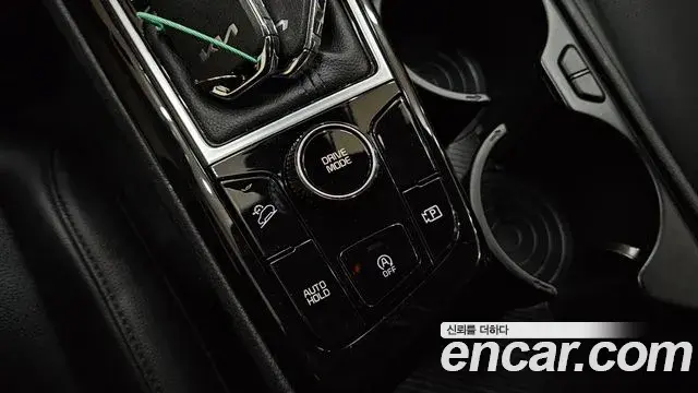 Kia Sportage 2021 — Фото 19/20