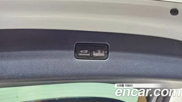 Genesis GV80 2022 — Photo 15/20