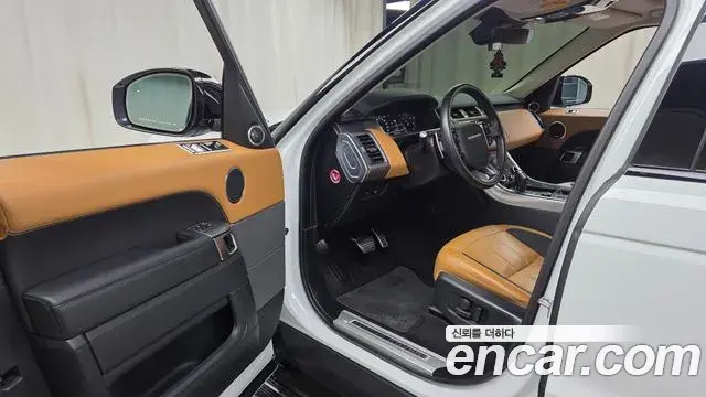Land Rover Range Rover Sport 2019 — Şəkil 21/39