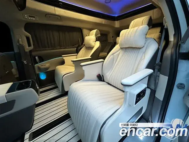 Kia Carnival 2024 — ფოტო 4/15