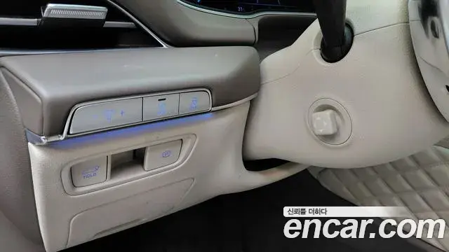 Genesis GV80 2023 — Photo 13/35