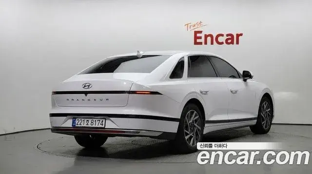 Hyundai Grandeur 2024 — Фото 2/20