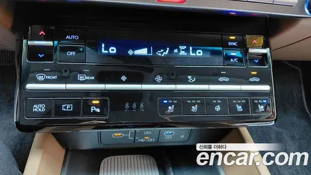 Hyundai Grandeur 2024 — Фото 18/20