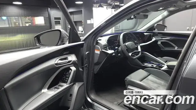 Audi Q5 2025 — Photo 10/20