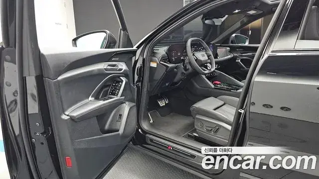 Audi Q5 2025 — Фото 10/20