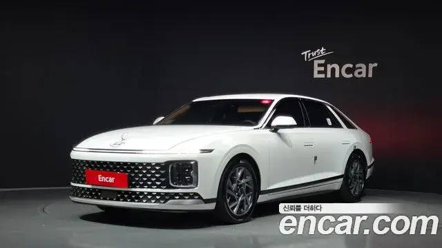 Hyundai Grandeur 2023 — Photo 1/20