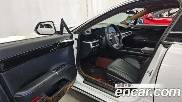 Hyundai Grandeur 2023 — Photo 10/20