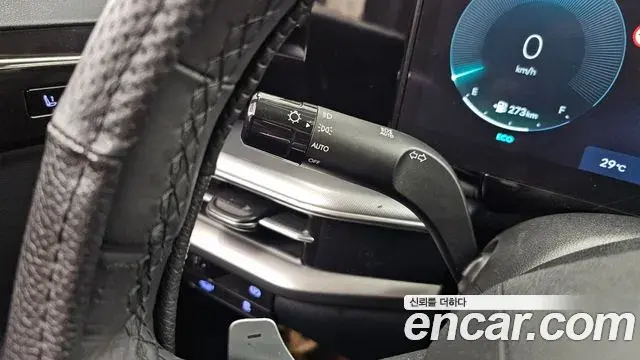 Hyundai Grandeur 2023 — Photo 14/20