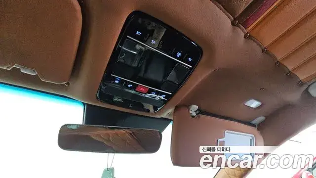 Hyundai Grandeur 2023 — Photo 18/20