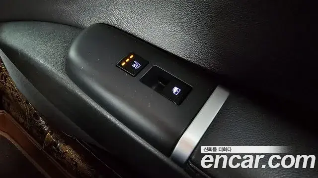 Hyundai Grandeur 2023 — Photo 19/20