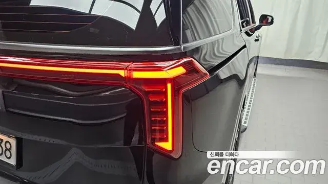 Kia Carnival 2024 — Photo 6/33