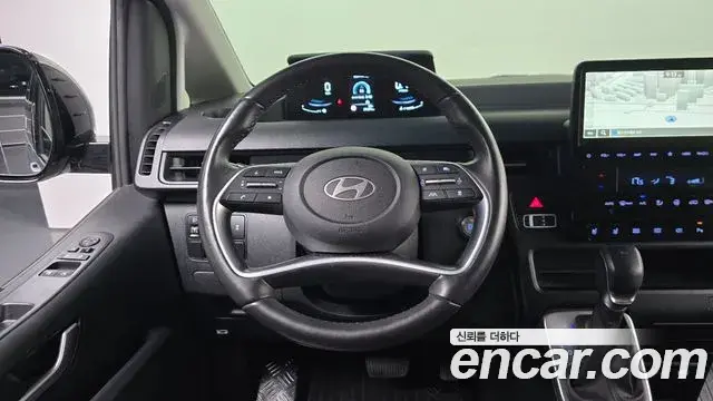 Hyundai Staria 2025 — Şəkil 10/20