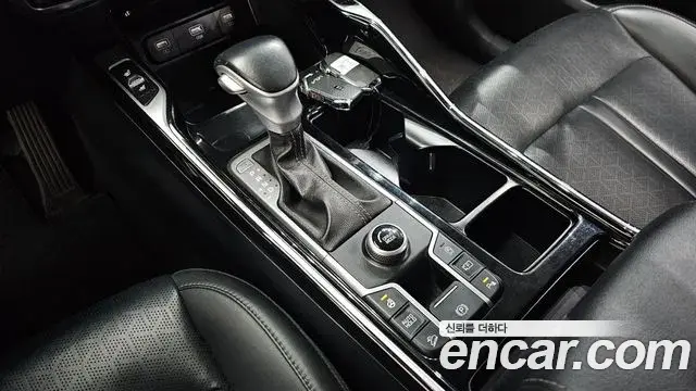 Kia Sorento 2022 — Photo 9/20