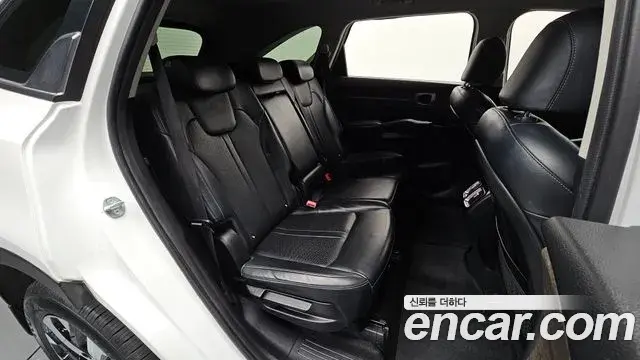 Kia Sorento 2022 — Photo 11/20